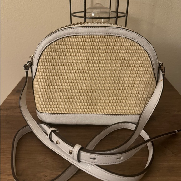Kate spade crossbody - Picture 4 of 4